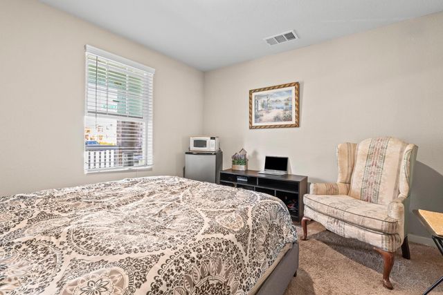 4057 Southampton St, West Sacramento, CA 95691