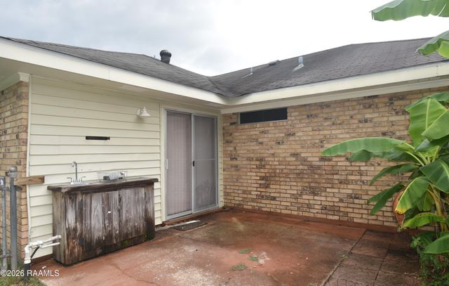 107 Nova Scotia Drive, Lafayette, LA 70507