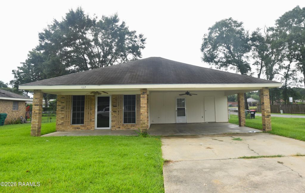 107 Nova Scotia Drive, Lafayette, LA 70507