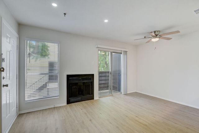 2315 Moser Avenue 223, Dallas, TX 75206