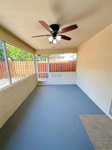 7921 SW 9th St, North Lauderdale, FL 33068