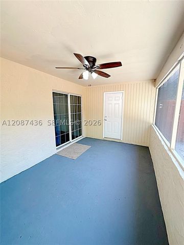 7921 SW 9th St, North Lauderdale, FL 33068
