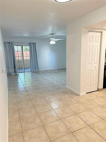7921 SW 9th St, North Lauderdale, FL 33068