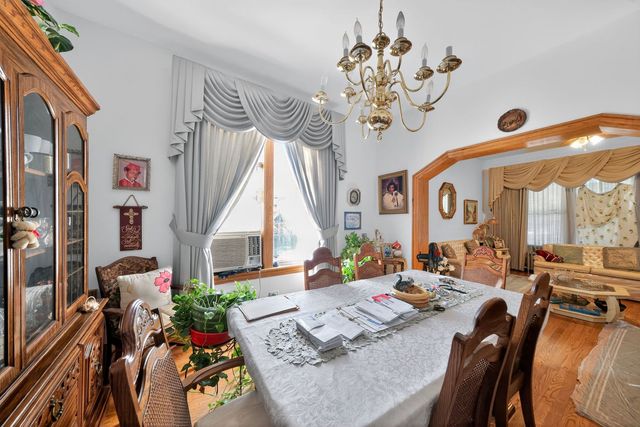 6541 S Carpenter Street, Chicago, IL 60621