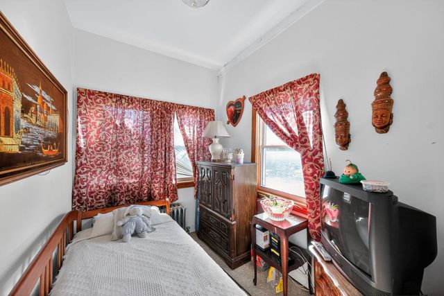 6541 S Carpenter Street, Chicago, IL 60621