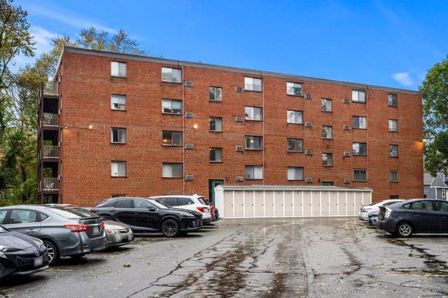 295 Main St 15, Reading, MA 01867