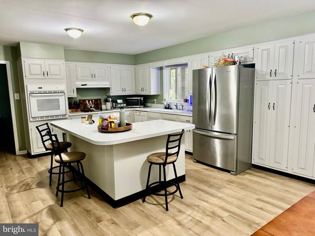 10328 TANGLEWOOD DR, Huntingdon, PA 16652