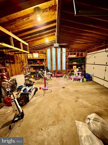 10328 TANGLEWOOD DR, Huntingdon, PA 16652