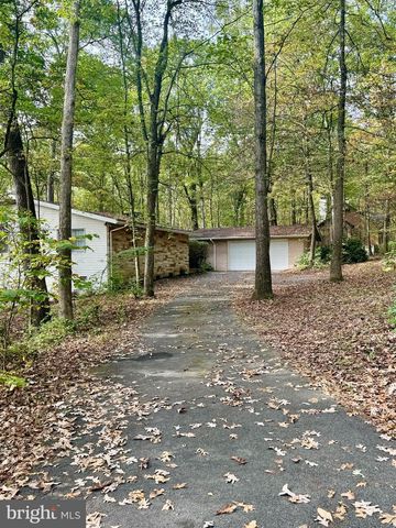 10328 TANGLEWOOD DR, Huntingdon, PA 16652