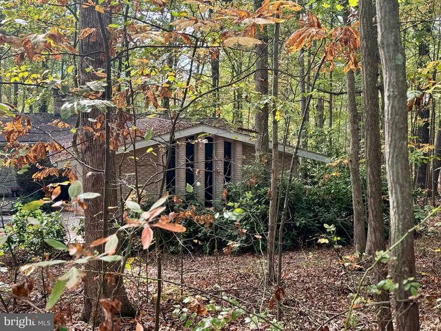 10328 TANGLEWOOD DR, Huntingdon, PA 16652