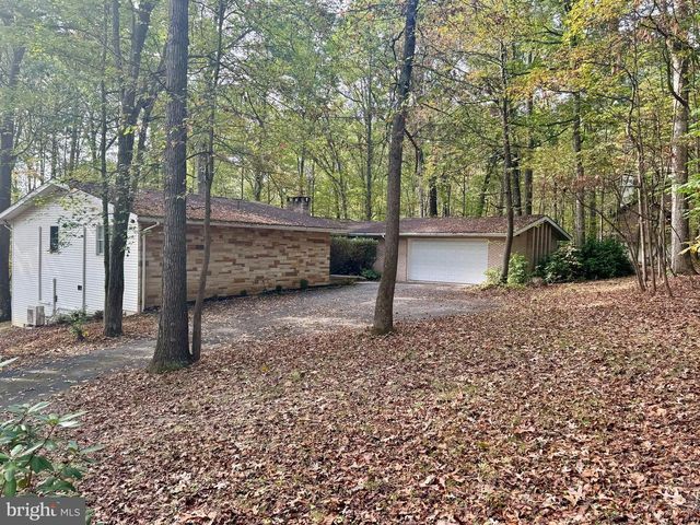 10328 TANGLEWOOD DR, Huntingdon, PA 16652