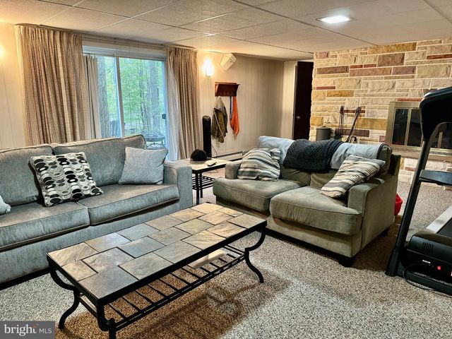 10328 TANGLEWOOD DR, Huntingdon, PA 16652