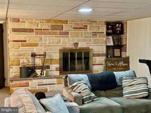 10328 TANGLEWOOD DR, Huntingdon, PA 16652