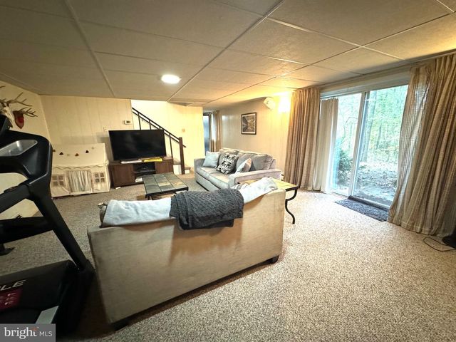 10328 TANGLEWOOD DR, Huntingdon, PA 16652