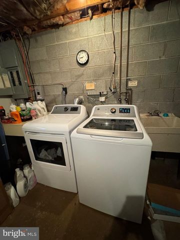 10328 TANGLEWOOD DR, Huntingdon, PA 16652