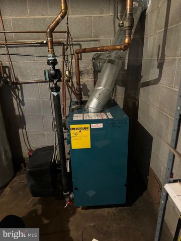 10328 TANGLEWOOD DR, Huntingdon, PA 16652