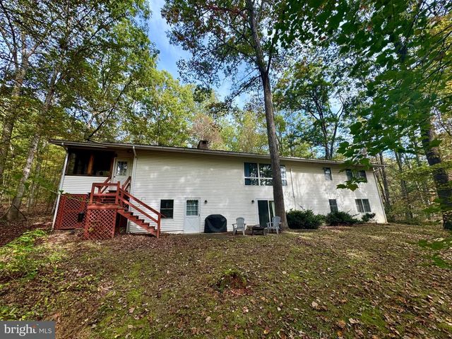 10328 TANGLEWOOD DR, Huntingdon, PA 16652