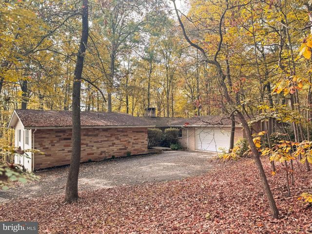 10328 TANGLEWOOD DR, Huntingdon, PA 16652