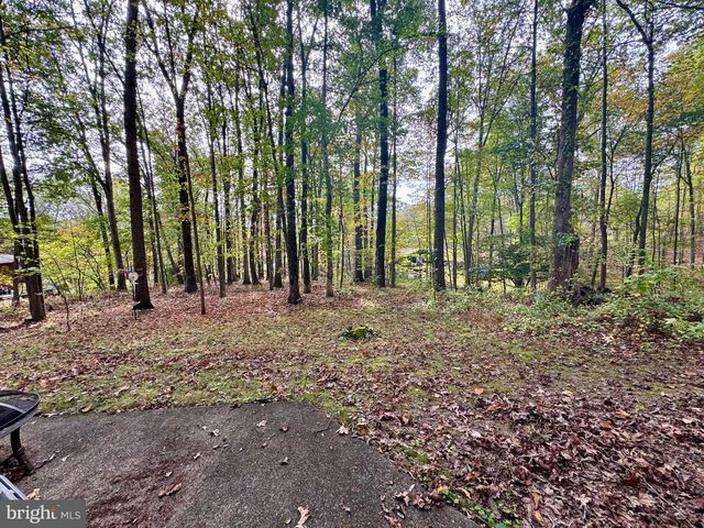 10328 TANGLEWOOD DR, Huntingdon, PA 16652