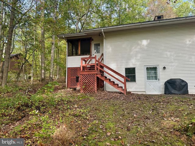 10328 TANGLEWOOD DR, Huntingdon, PA 16652