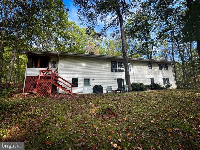 10328 TANGLEWOOD DR, Huntingdon, PA 16652