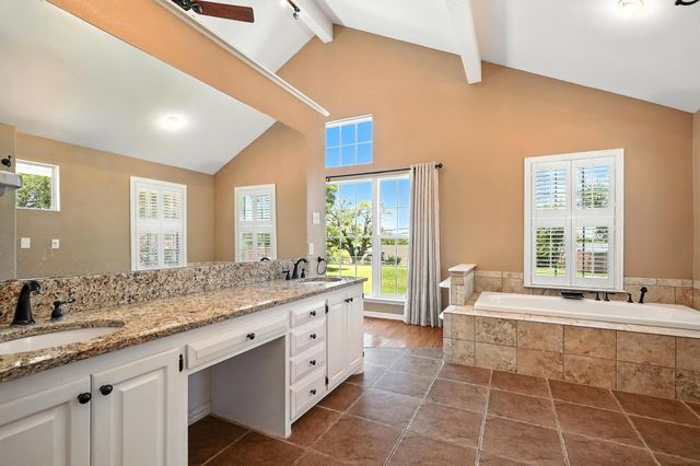 2102 Shoreline Drive, Abilene, TX 79602