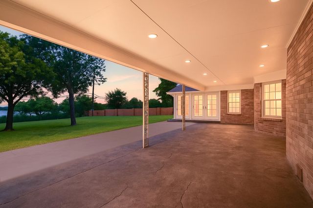 2102 Shoreline Drive, Abilene, TX 79602