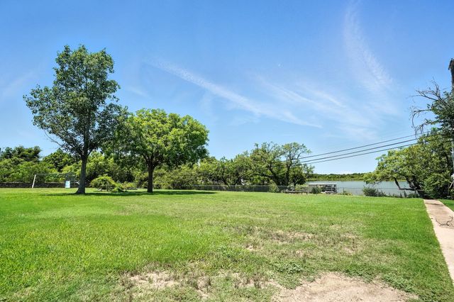 2102 Shoreline Drive, Abilene, TX 79602