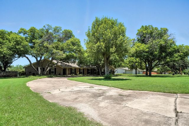 2102 Shoreline Drive, Abilene, TX 79602