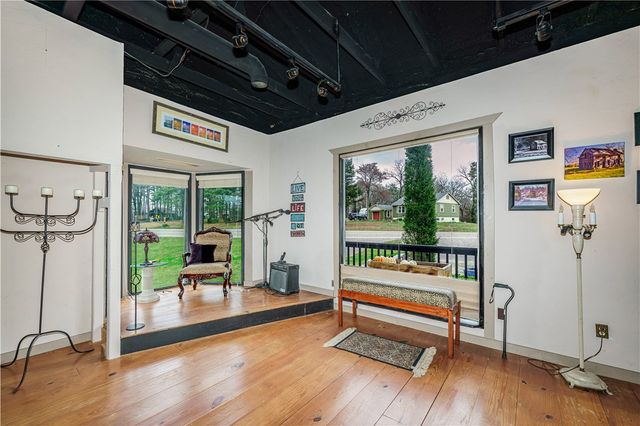 7003 Highway 62 West, Eureka Springs, AR 72632