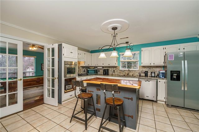 7003 Highway 62 West, Eureka Springs, AR 72632