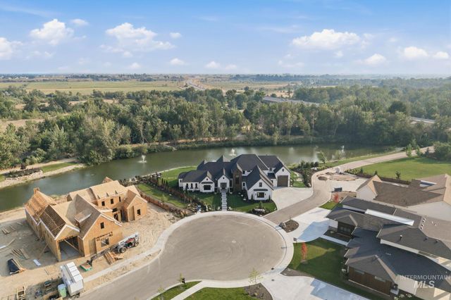 996 S Waning Lane, Eagle, ID 83616
