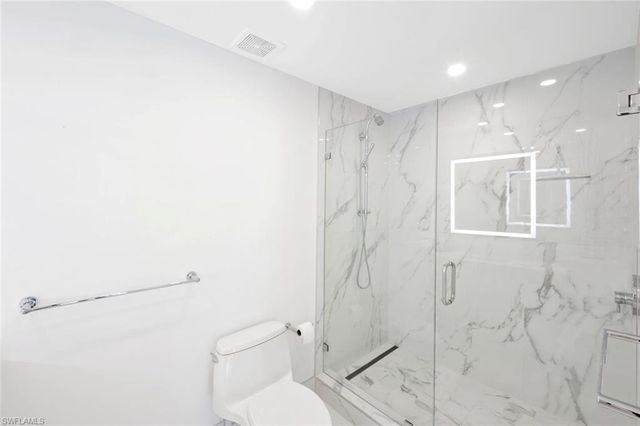 800 River Point DR # 212, Naples, FL 34102