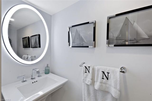 800 River Point DR # 212, Naples, FL 34102