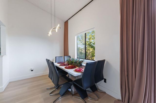 2422 N Main Street F, Salinas, CA 93906