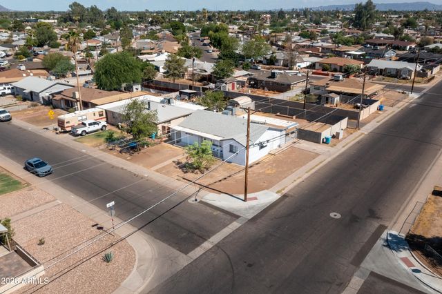 2849 W ALICE Avenue, Phoenix, AZ 85051