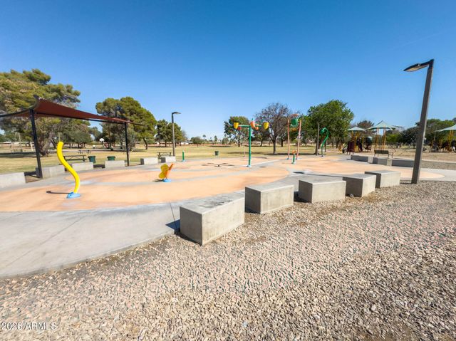 2849 W ALICE Avenue, Phoenix, AZ 85051
