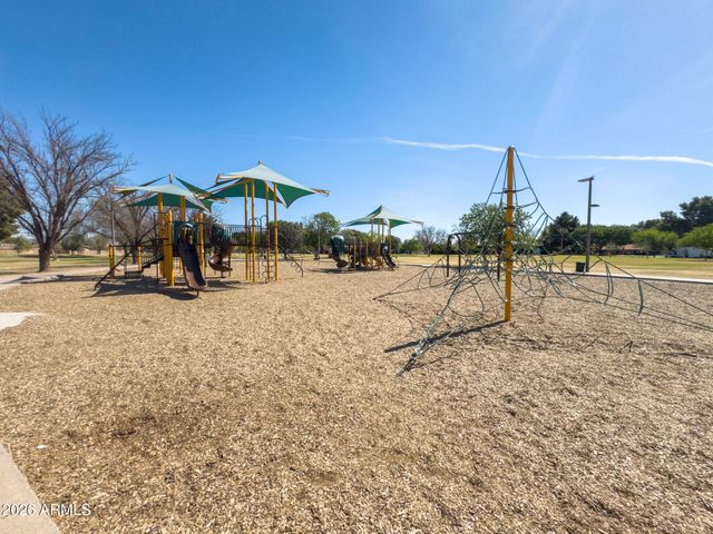 2849 W ALICE Avenue, Phoenix, AZ 85051