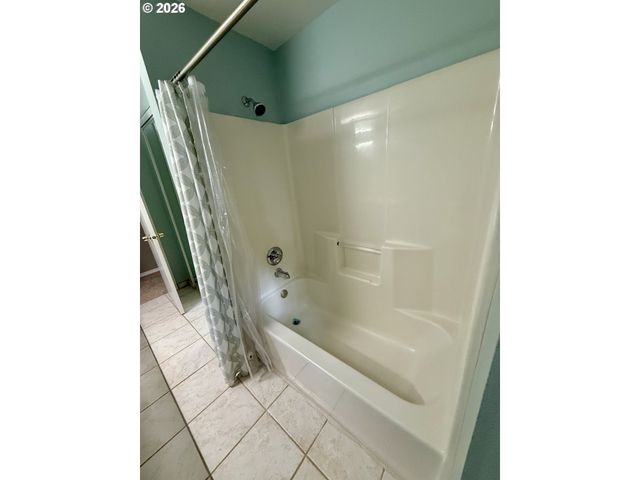 37480 DUBARKO Rd, Sandy, OR 97055