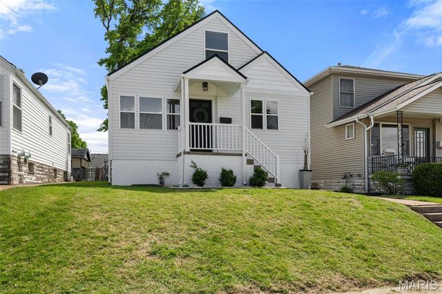 5620 Bischoff Avenue, St Louis, MO 63110