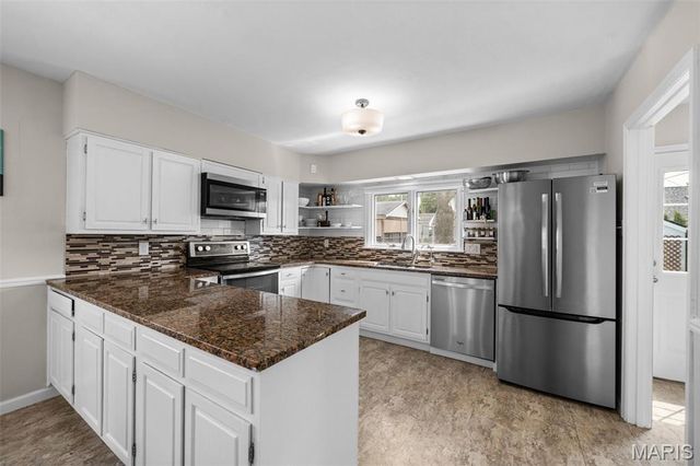 5620 Bischoff Avenue, St Louis, MO 63110