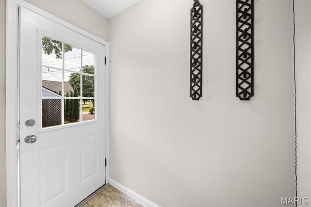 5620 Bischoff Avenue, St Louis, MO 63110