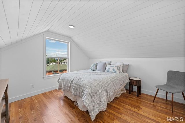 5620 Bischoff Avenue, St Louis, MO 63110