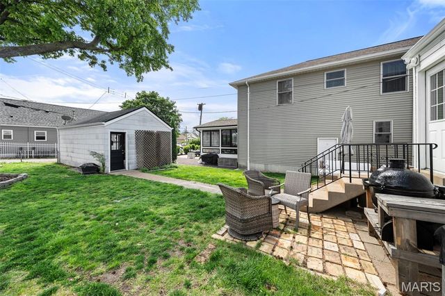 5620 Bischoff Avenue, St Louis, MO 63110