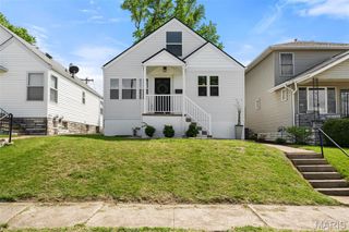 5620 Bischoff Avenue, St Louis, MO 63110