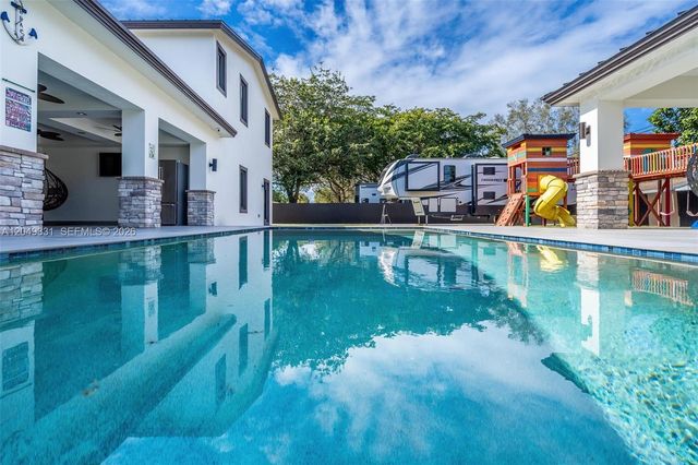20221 SW 318th Street, Homestead, FL 33030