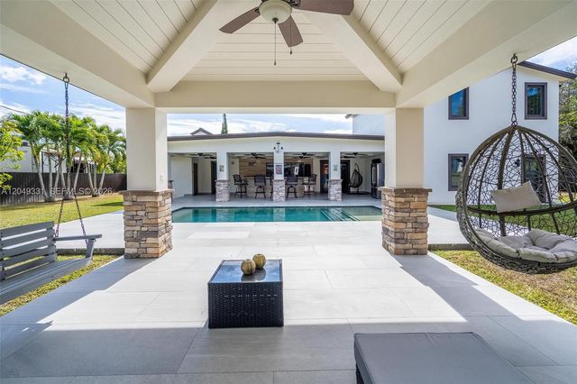 20221 SW 318th Street, Homestead, FL 33030