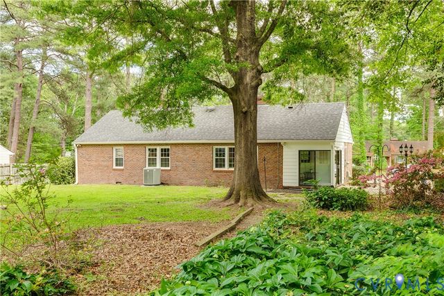 3352 Scottview Dr, Richmond, VA 23225