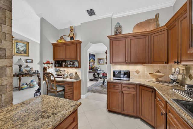 11866 Keswick Way, Palm Beach Gardens, FL 33412
