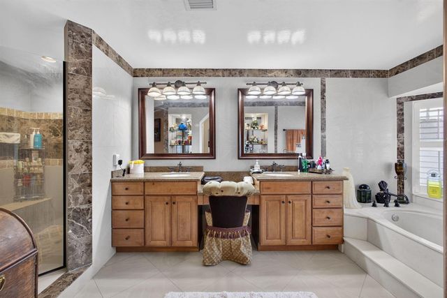 11866 Keswick Way, Palm Beach Gardens, FL 33412